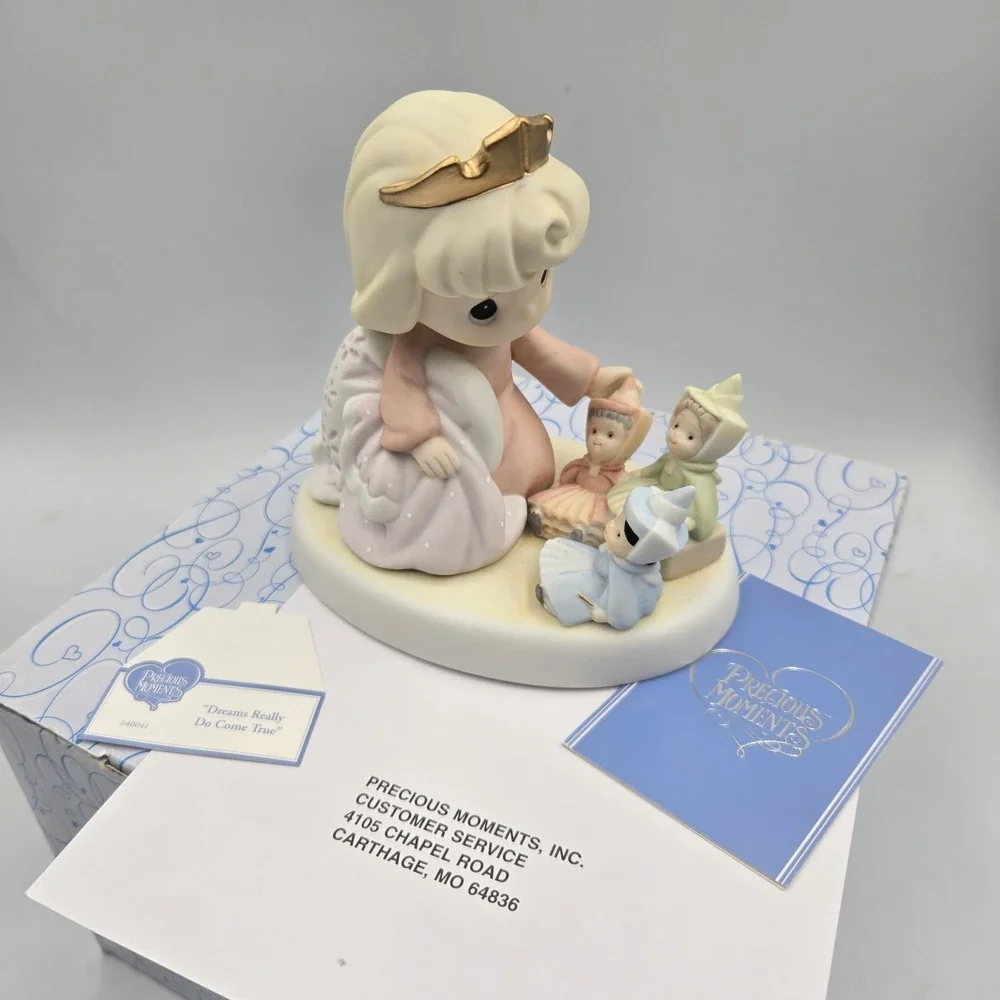 Precious Moments mint box